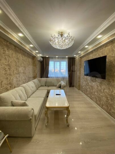 2-к. квартира, 70 м², 3/9 эт.