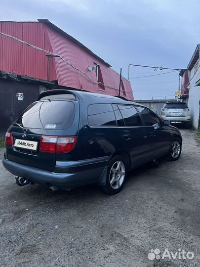 Toyota Caldina 2.0 AT, 1993, 100 000 км