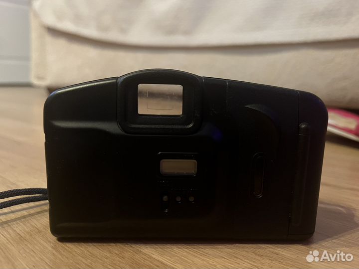 Плёночный фотоаппарат Canon