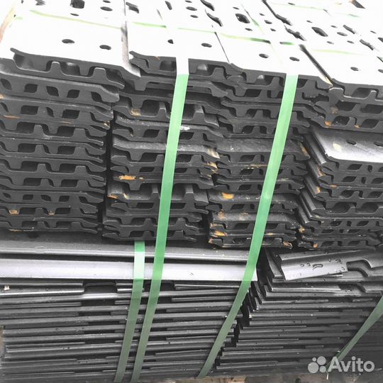 Башмак экскаватора CAT 238-8592