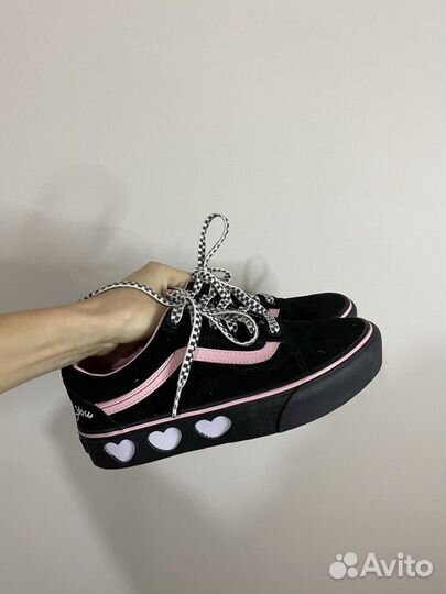 Vans lazy oaf store platform