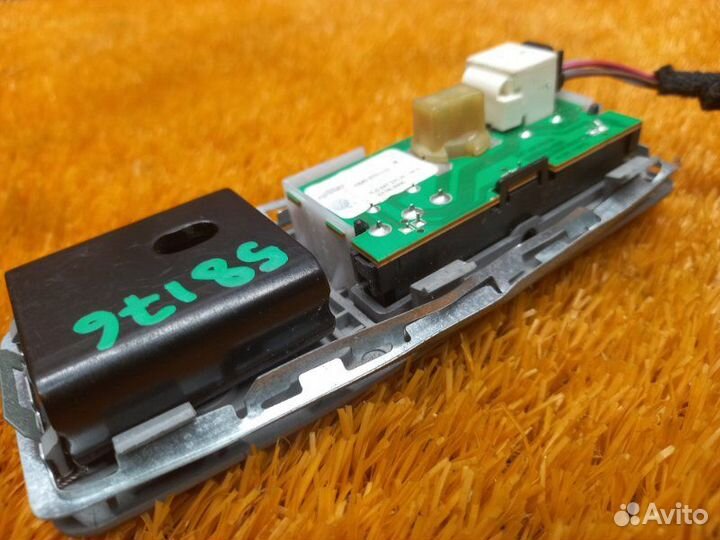 Плафон освещения Volkswagen Touareg 7L BHK 2007