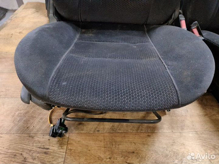 Сиденья (комплект) Opel Omega B X20XEV 1998