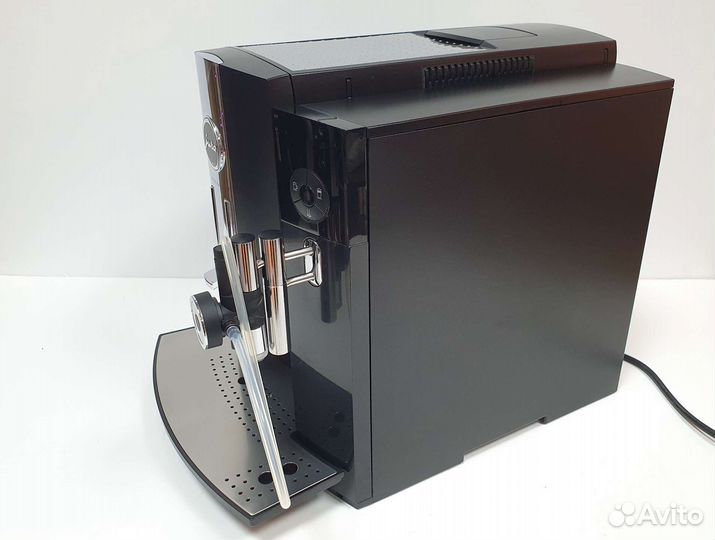 Кофемашина Jura Impressa C9