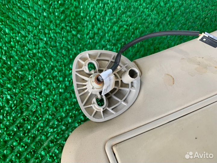 Козырек солнцезащитный лев. Dodge RAM, RAM1500, RA