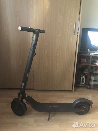 Электрический самокат Ninebot KickScooter E22