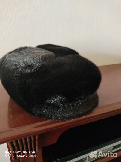 Продам мужскую зимнюю шапку