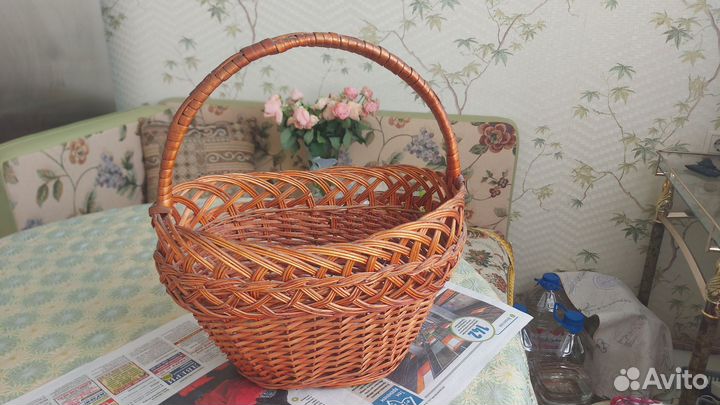 Корзинка плетеная 32x18 словарь и книга для детей