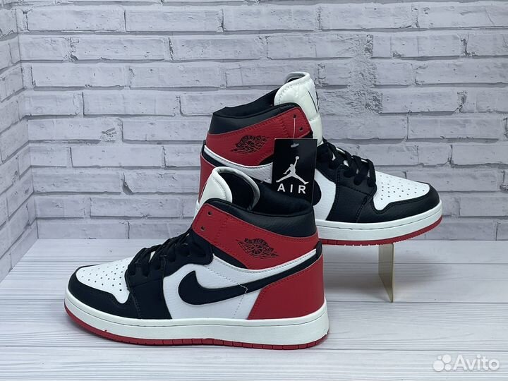 Кроссовки Nike air jordan 1