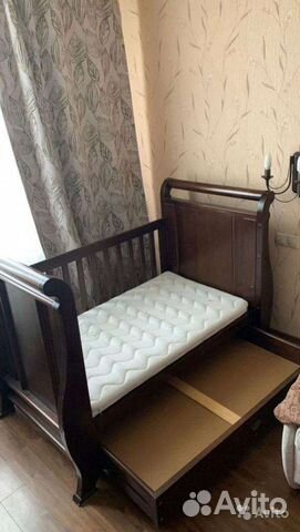 Детская кроватка