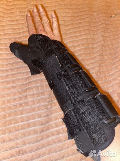 Ортез «Orlett” на лучезапястный сустав