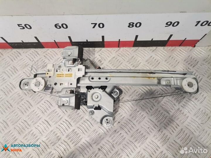 Стеклоподъемник электрический задний правый