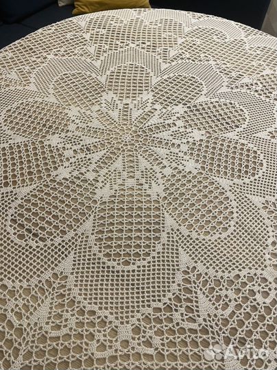 Скатерть новая ручной работы