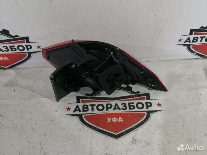 Фонарь внешний левый Volkswagen Tiguan 2 17-22