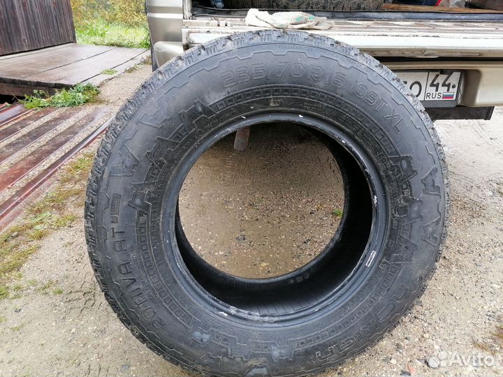 Nokian Tyres Rotiiva AT 235/70 R16 109S