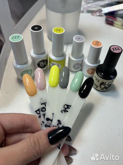 Гель лаки для маникюра, гели