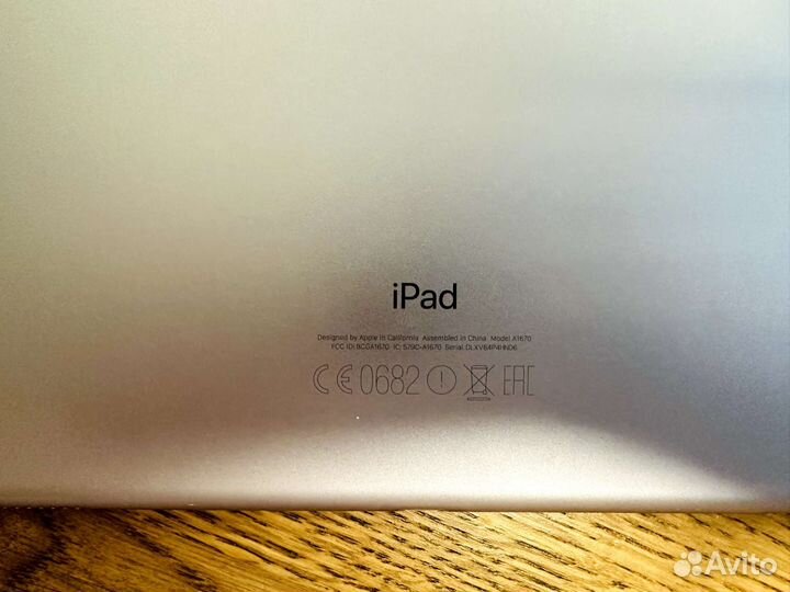 iPad pro 12 9 2017 2 gen 256 gb wi fi only