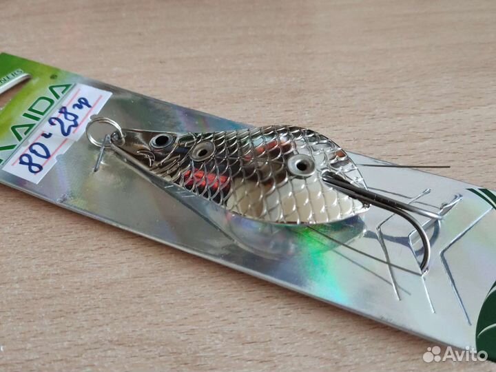 Блесна колебалка незацепляйка