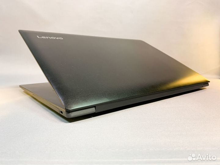 Ноутбук Lenovo 17.3