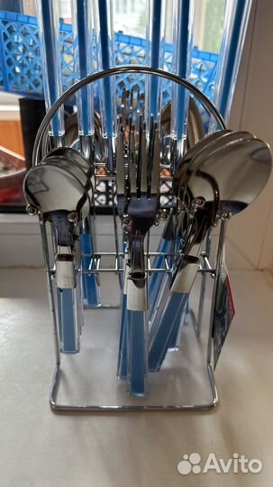 Столовые приборы