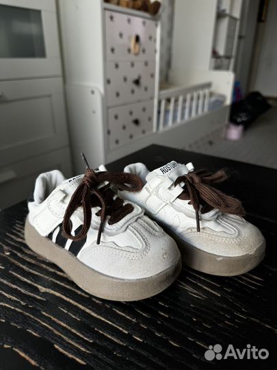 Кеды деткие