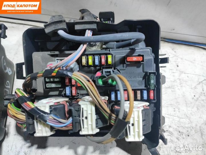 Блок предохранителей Peugeot 207 рест. 2011