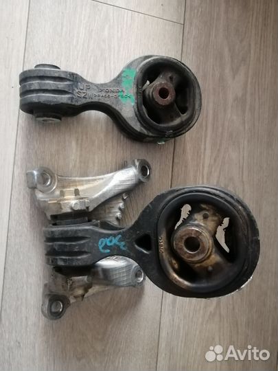 Подушка коробки передач Honda Stepwgn RK5