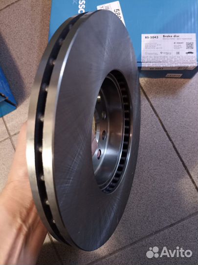 Диск тормозной передний Skoda Octavia A7