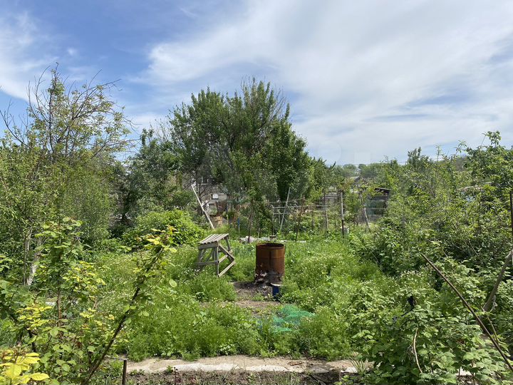 Дача 22,7 м² на участке 6 сот.