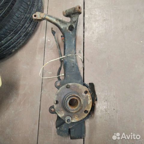 Поворотный кулак audi a6 с5 правый