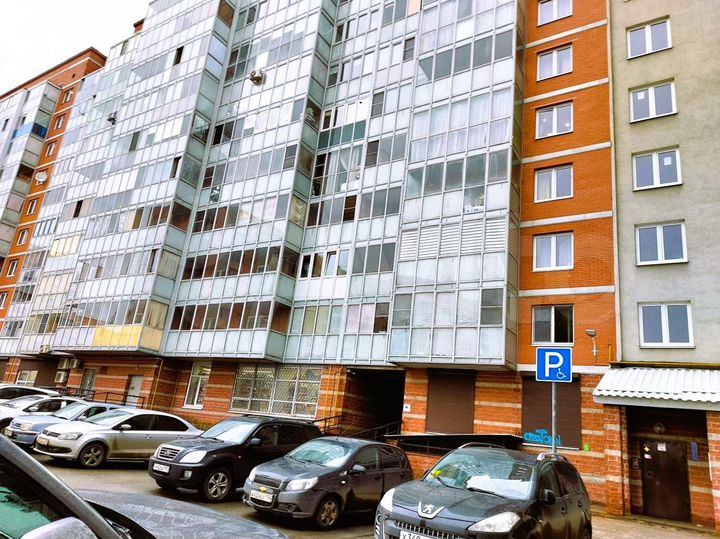 2-к. квартира, 70 м², 7/10 эт.