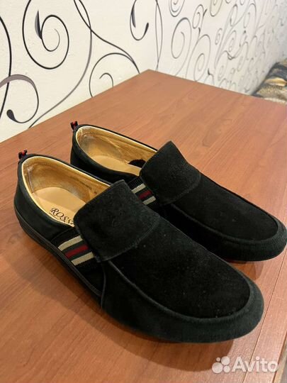 Продам мокасины