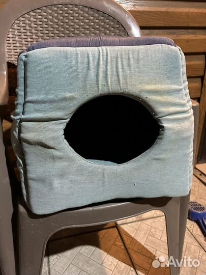 Лежанка для кошек