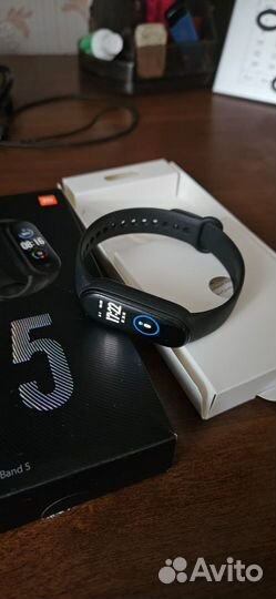 Фитнес браслет xiaomi mi band 5