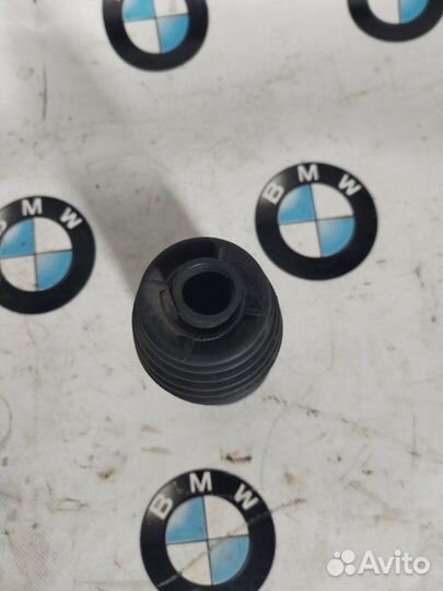 Пыльник рулевой колонки передний левый Bmw 525I