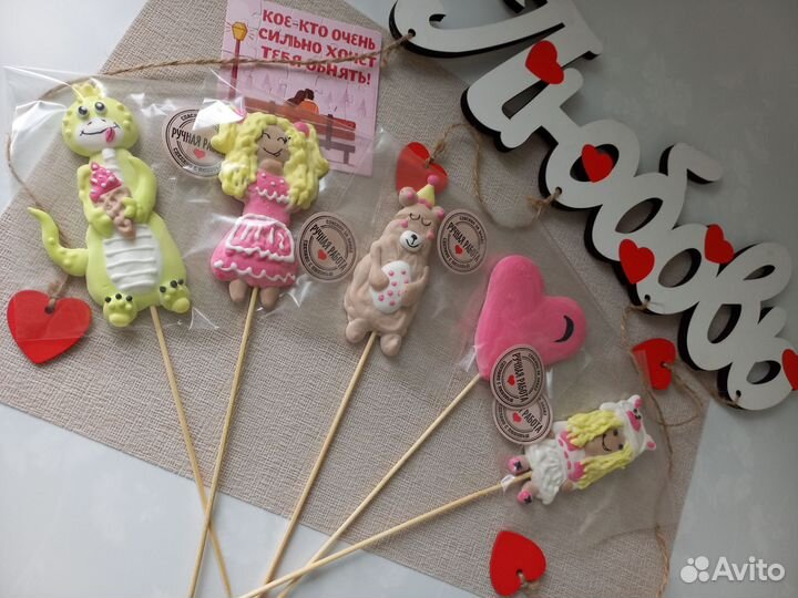 Маршмеллоу ручная работа на топпере