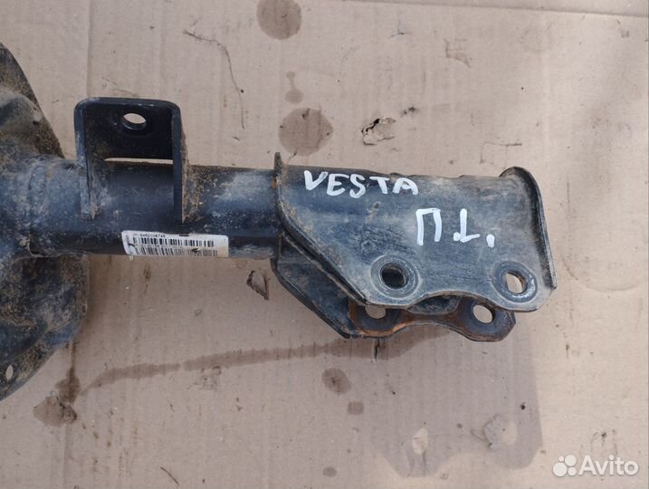 Стойка передняя левая в сборе LADA Vesta
