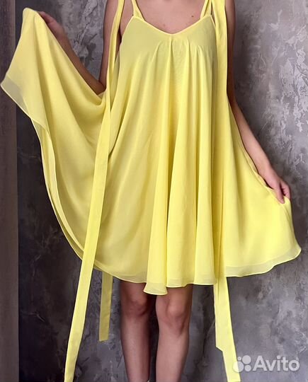 Нарядное платье