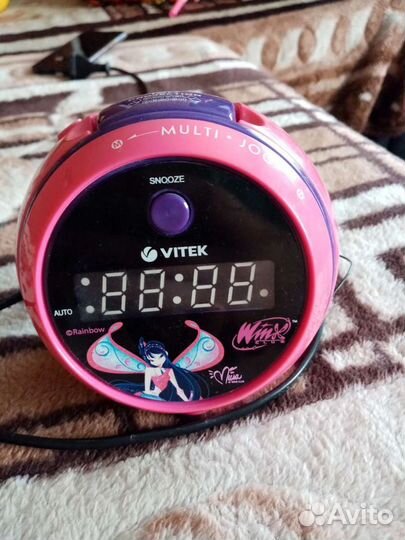 Часы электронные настольные