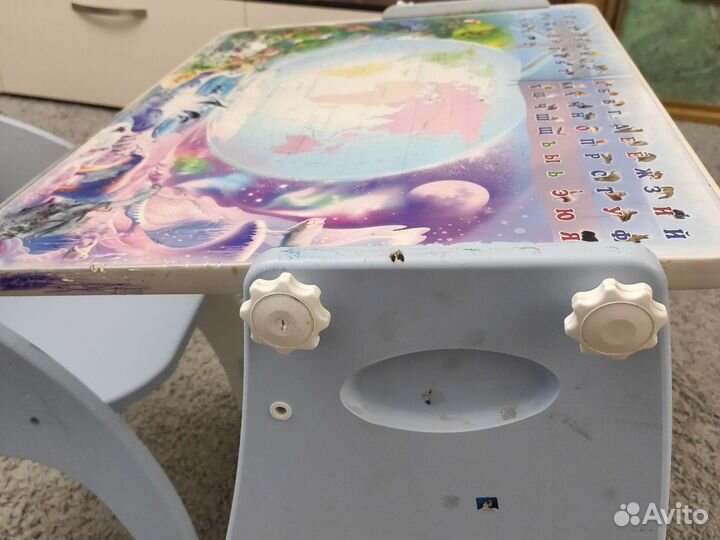 Детский стол для творчества