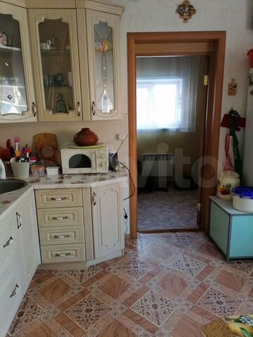 3-к. квартира, 100 м², 2/2 эт.