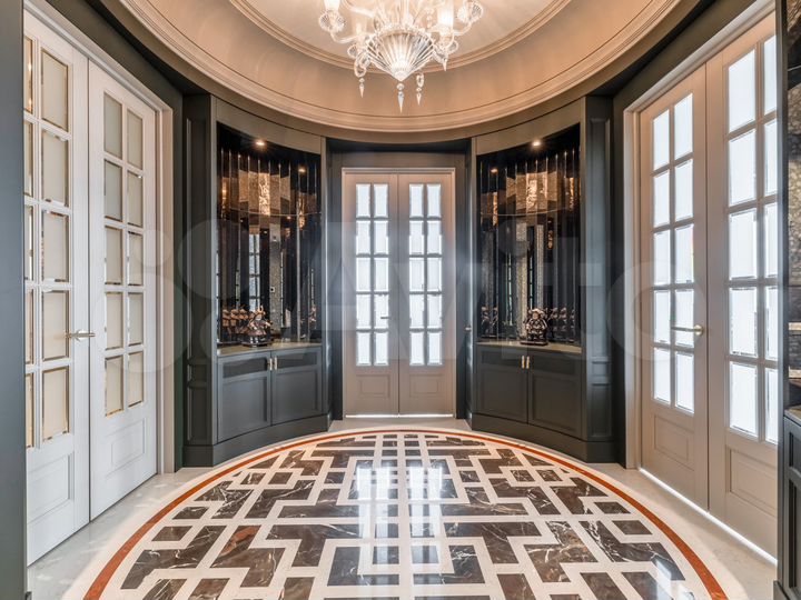 6-к. квартира, 230 м², 17/17 эт.