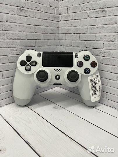 Геймпад Sony PS4 оригинал белый