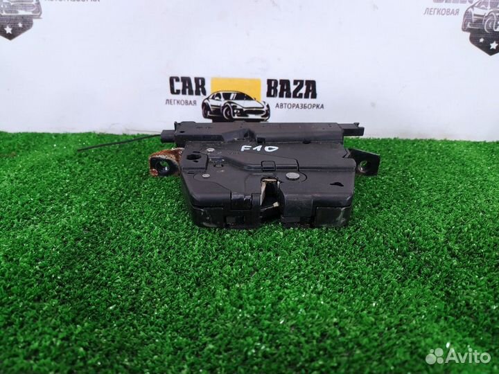 Замок крышки багажника