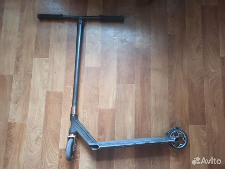 Трюковой самокат oxelo