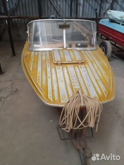 Моторная лодка Казанка 5м4 с мотором Ямаха 40