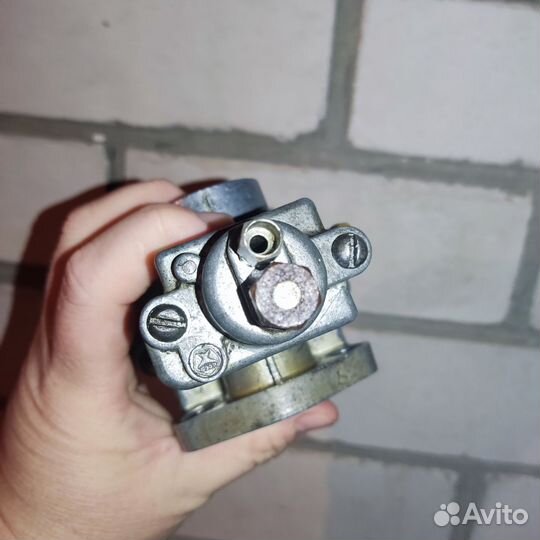 Карбюратор буква В