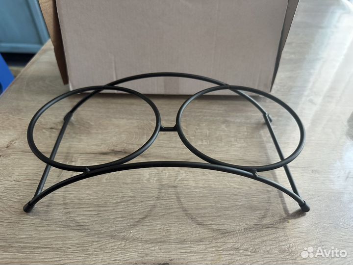 Миска с подставкой