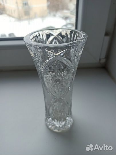 Ваза хрустальная