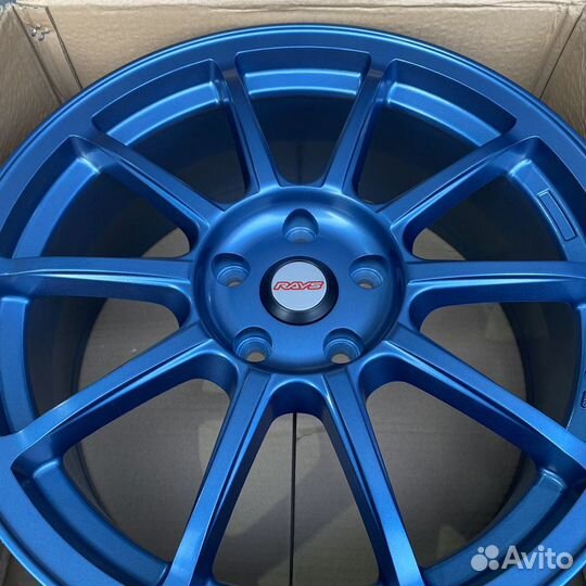 Диски новые 18 дюймов 5/114,3